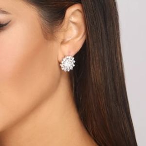 Windsor CUBIC ZIRCONIA FLOWER STUD EARRINGS